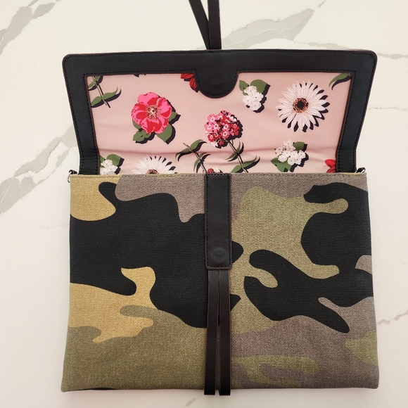 Stella & Dot Bellamy Clutch - Picture 2 of 4